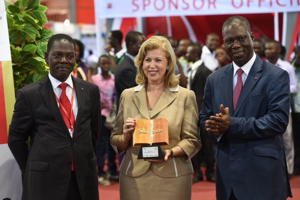 Mrs. Dominique Ouattara receives the 2014 SILA awarded